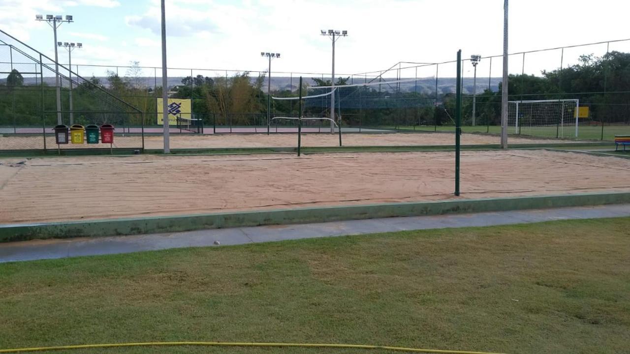 Golden dolphin Express 5pessoas mais 1 criança até 5 anos com toalhas e roupas de cama,lençóis, travesseiros e fronhas e 3 parques aquáticos termais limpeza impostos e taxas já incluso Caldas Novas Esterno foto